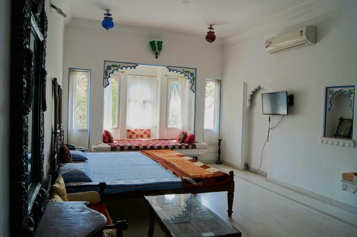 Hotel Aravali View Palace Udaipur Bagian luar foto